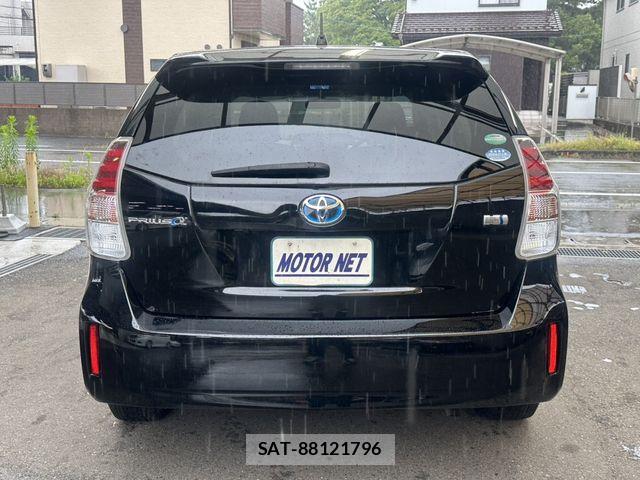Toyota PRIUS ALPHA 2015-07 7980710-21