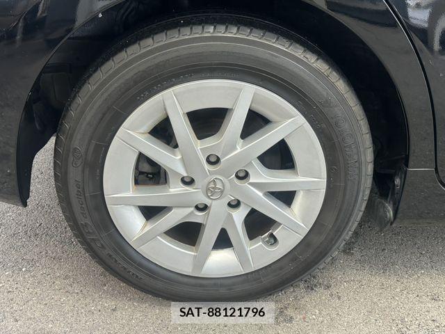 Toyota PRIUS ALPHA 2015-07 7980710-26