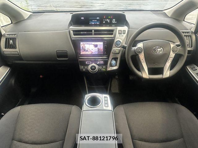 Toyota PRIUS ALPHA 2015-07 7980710-6