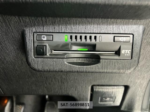 Toyota PRIUS ALPHA 2018-03 7980702-15