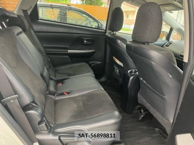 Toyota PRIUS ALPHA 2018-03 7980702-19