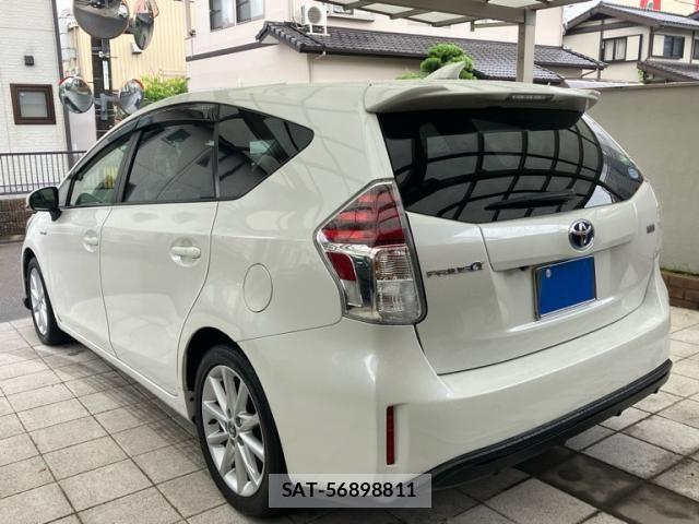 Toyota PRIUS ALPHA 2018-03 7980702-3