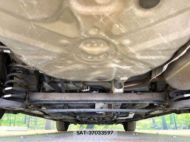 Toyota PRIUS ALPHA 2014-01 8037776-17