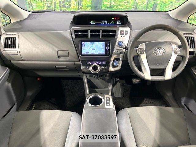 Toyota PRIUS ALPHA 2014-01 8037776-1