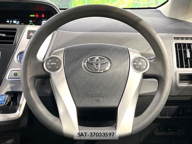 Toyota PRIUS ALPHA 2014-01 8037776-6