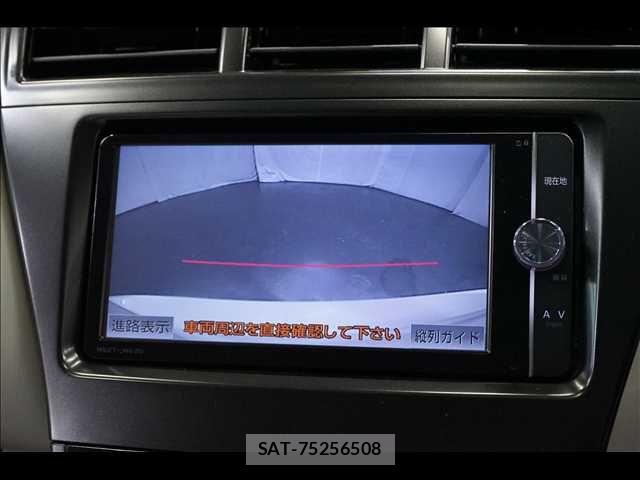 Toyota PRIUS ALPHA 2013-04 8037783-4