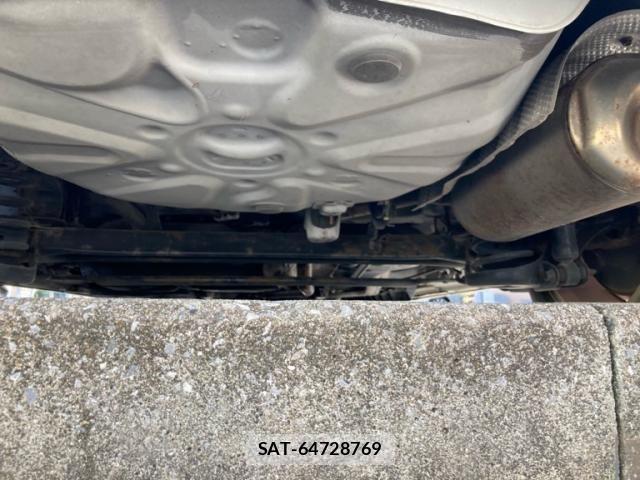 Toyota PRIUS ALPHA 2012-01 8037796-13