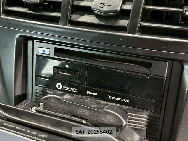 Toyota PRIUS ALPHA 2013-03 8037789-9
