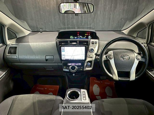 Toyota PRIUS ALPHA 2013-03 8037789-4