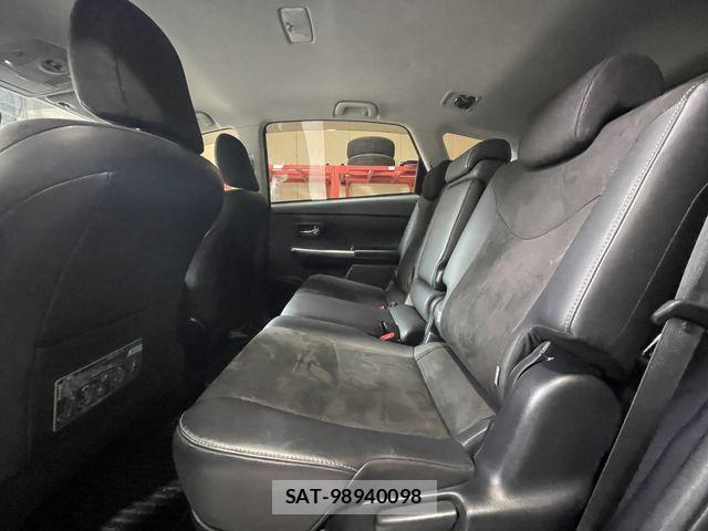 Toyota PRIUS ALPHA 2015-01 8037777-21
