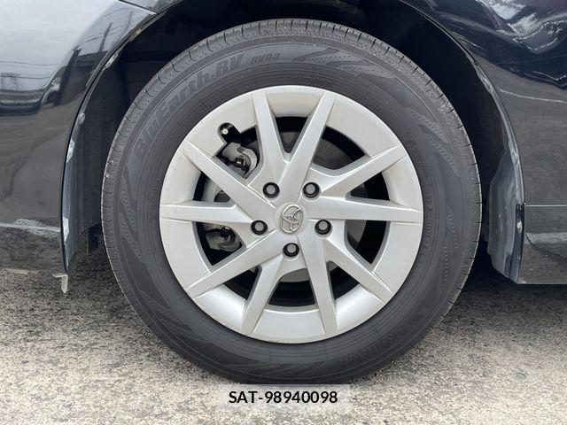 Toyota PRIUS ALPHA 2015-01 8037777-3