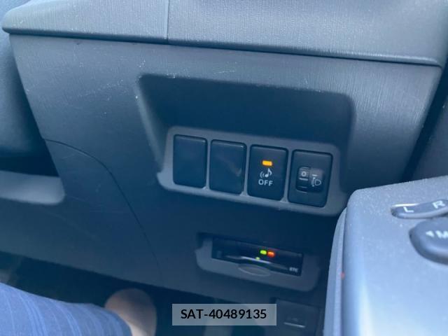 Toyota PRIUS ALPHA 2011-11 8037794-14