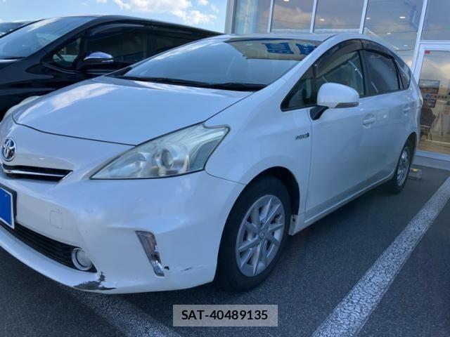 Toyota PRIUS ALPHA 2011-11 8037794-2