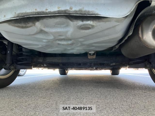 Toyota PRIUS ALPHA 2011-11 8037794-8
