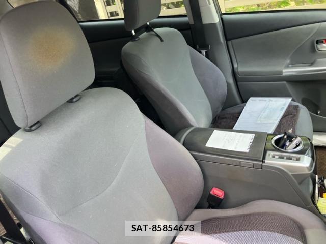 Toyota PRIUS ALPHA 2013-03 8037790-10