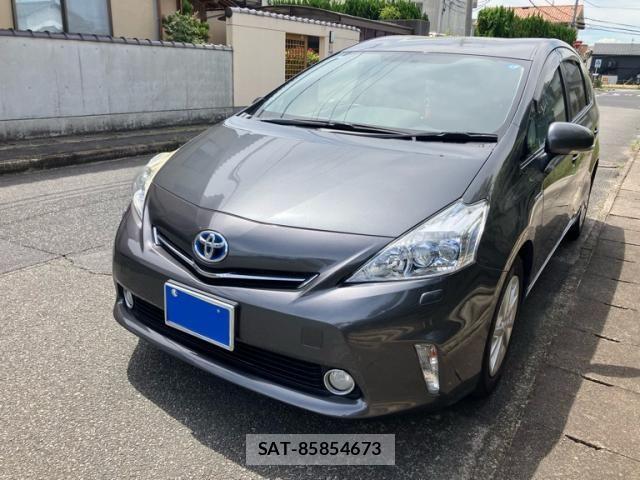 Toyota PRIUS ALPHA 2013-03 8037790-1