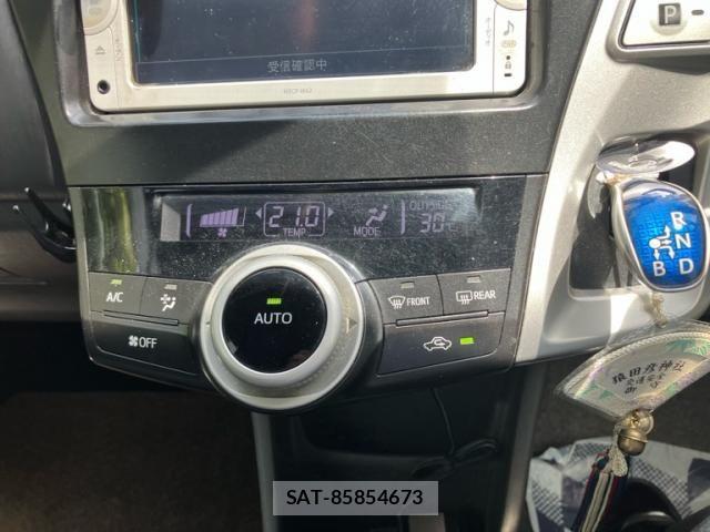 Toyota PRIUS ALPHA 2013-03 8037790-21