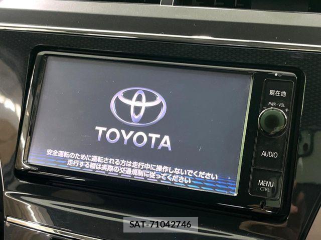 Toyota PRIUS ALPHA 2015-05 8037768-3
