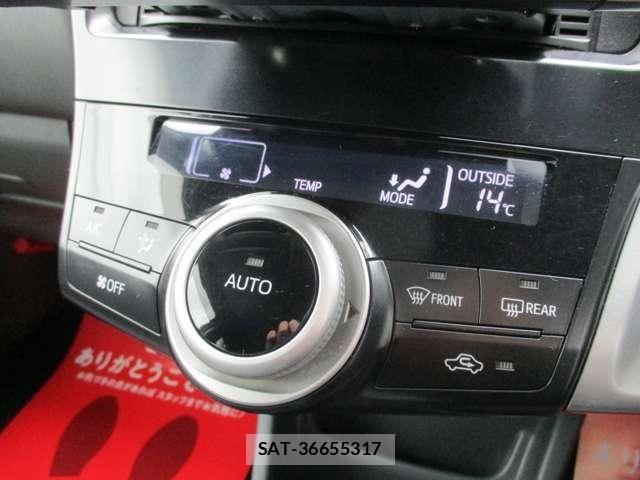 Toyota PRIUS ALPHA 2011-12 8037786-13