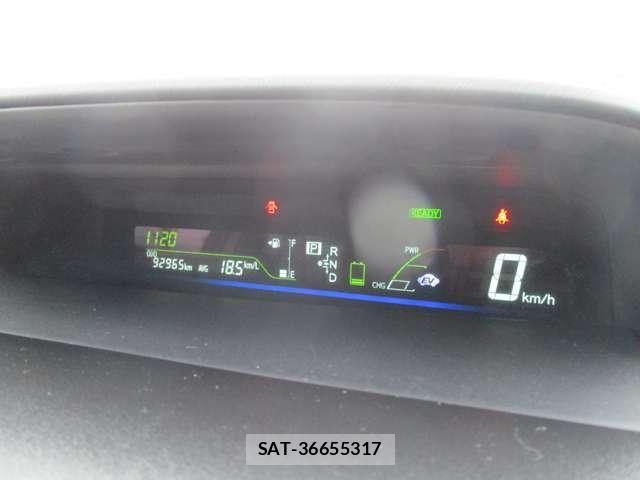 Toyota PRIUS ALPHA 2011-12 8037786-8