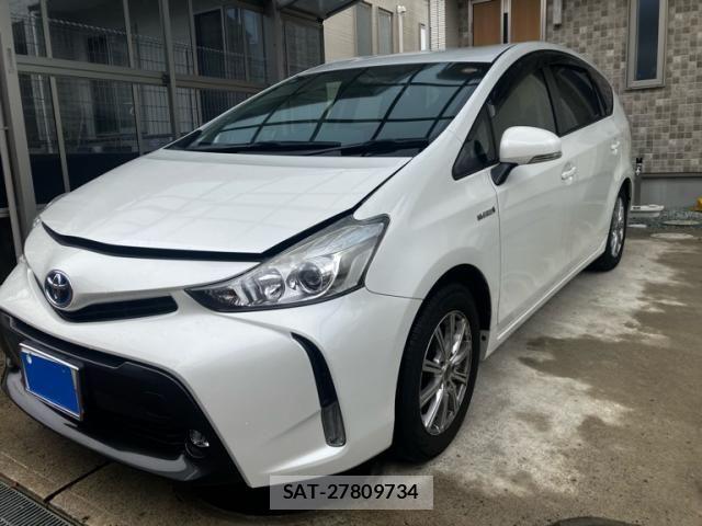 Toyota PRIUS ALPHA 2015-10 8037785-0