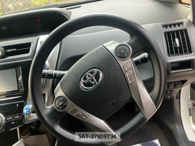 Toyota PRIUS ALPHA 2015-10 8037785-10