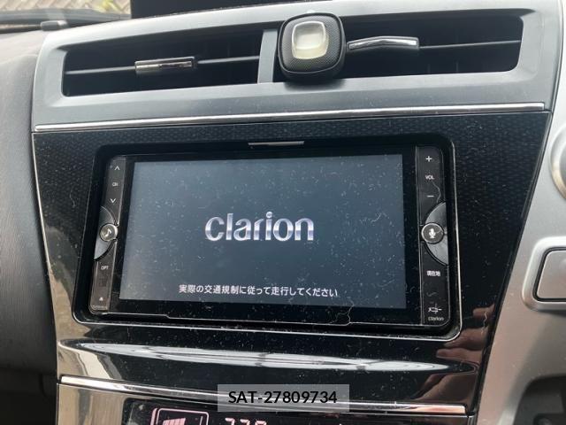Toyota PRIUS ALPHA 2015-10 8037785-12