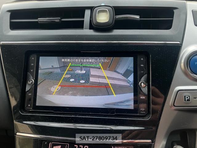 Toyota PRIUS ALPHA 2015-10 8037785-13