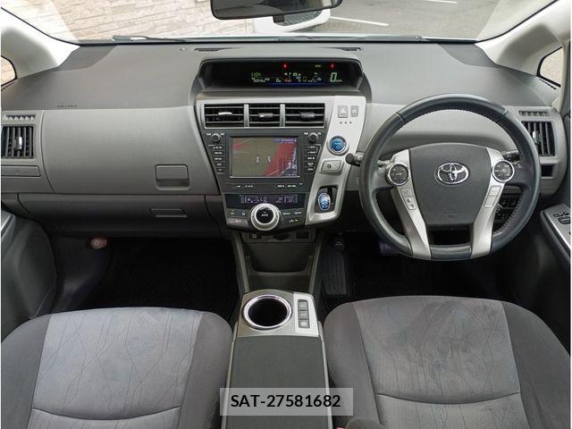 Toyota PRIUS ALPHA 2011-06 8037782-4