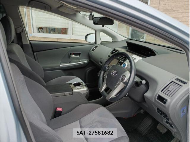 Toyota PRIUS ALPHA 2011-06 8037782-6