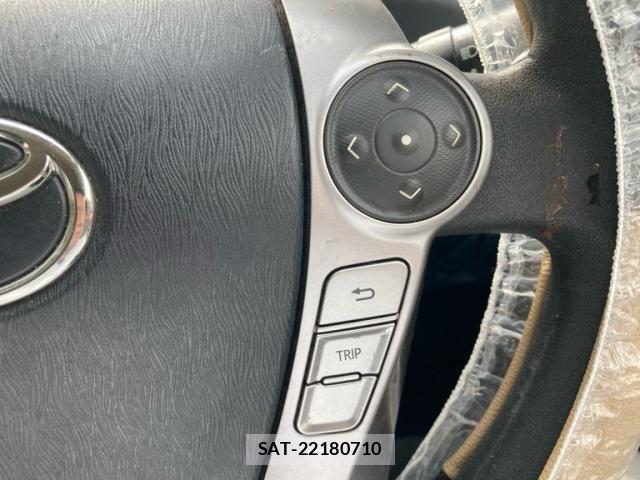 Toyota PRIUS ALPHA 2015-12 8037784-17
