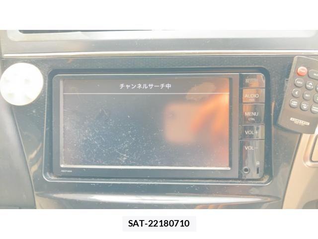 Toyota PRIUS ALPHA 2015-12 8037784-22