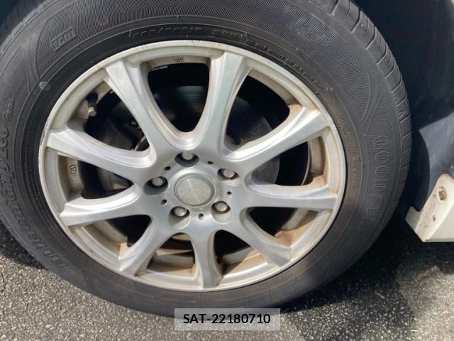 Toyota PRIUS ALPHA 2015-12 8037784-6