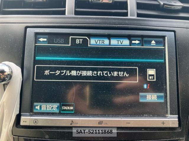 Toyota PRIUS ALPHA 2012-09 8037798-23