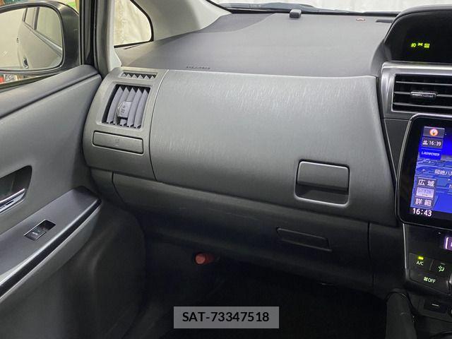 Toyota PRIUS ALPHA 2013-12 8037775-9