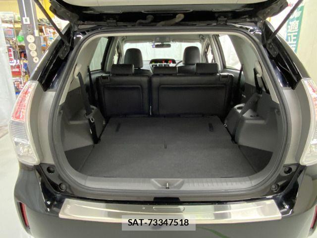Toyota PRIUS ALPHA 2013-12 8037775-14