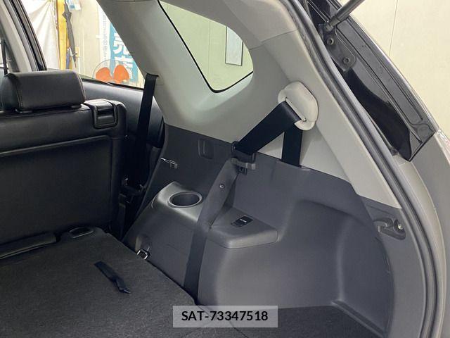 Toyota PRIUS ALPHA 2013-12 8037775-16