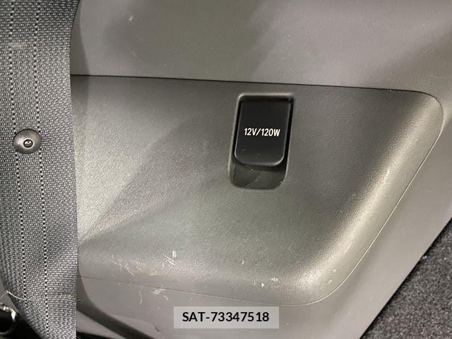 Toyota PRIUS ALPHA 2013-12 8037775-19
