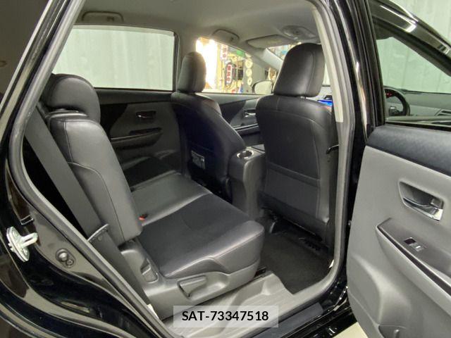 Toyota PRIUS ALPHA 2013-12 8037775-4