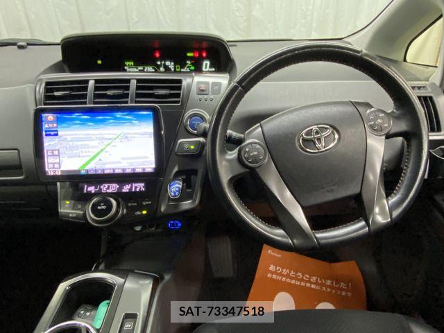 Toyota PRIUS ALPHA 2013-12 8037775-6