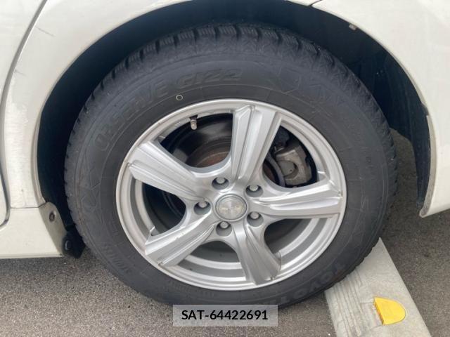 Toyota PRIUS ALPHA 2015-07 8037788-12