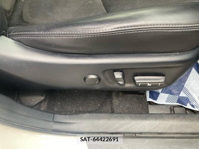 Toyota PRIUS ALPHA 2015-07 8037788-15