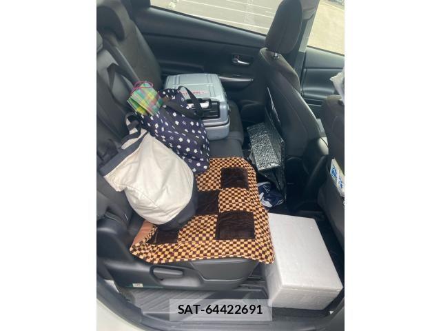 Toyota PRIUS ALPHA 2015-07 8037788-17