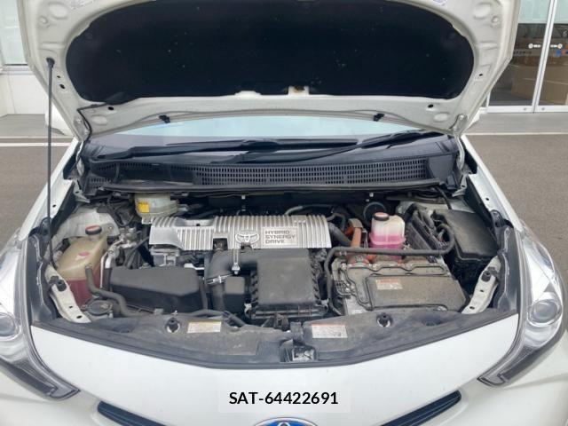 Toyota PRIUS ALPHA 2015-07 8037788-20
