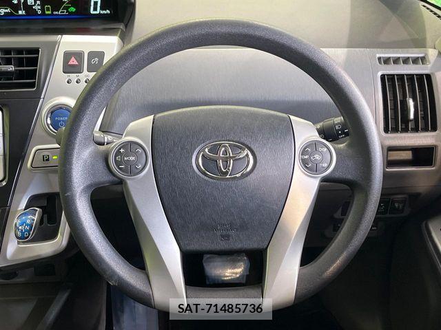 Toyota PRIUS ALPHA 2014-03 8037778-11
