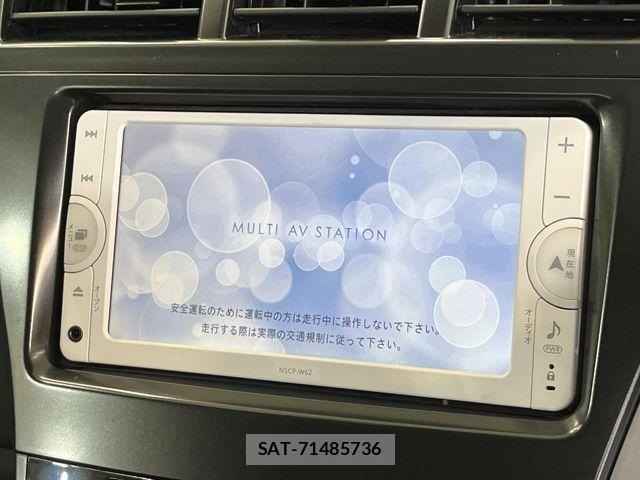 Toyota PRIUS ALPHA 2014-03 8037778-2