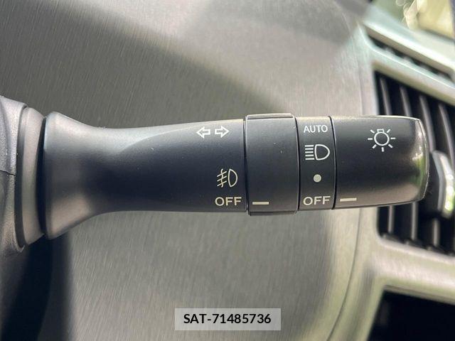 Toyota PRIUS ALPHA 2014-03 8037778-4