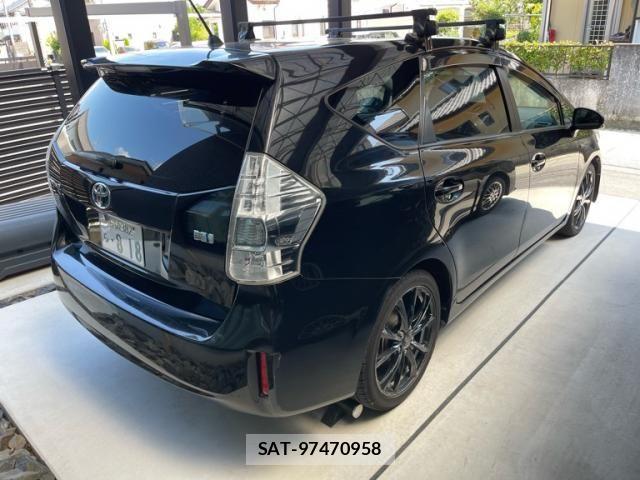 Toyota PRIUS ALPHA 2011-08 8037791-2
