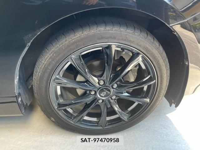 Toyota PRIUS ALPHA 2011-08 8037791-4