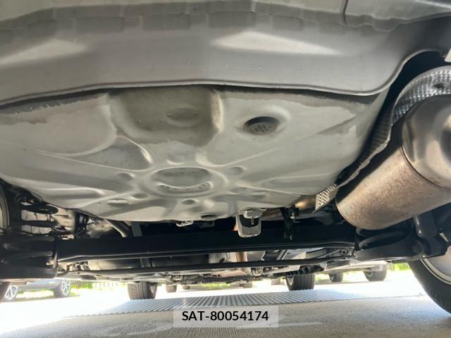 Toyota PRIUS ALPHA 2012-05 8037795-9